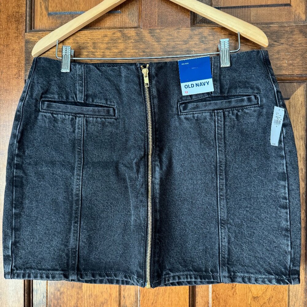 NWT Old Navy Black Mini Jean Skirt Size 12